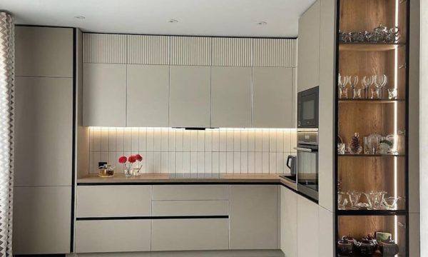 Почему кухня на заказ лучше готовой мебели