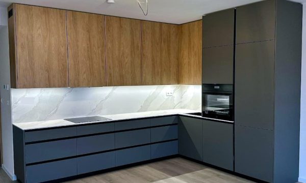 Угловые кухни на заказ: плюсы и минусы